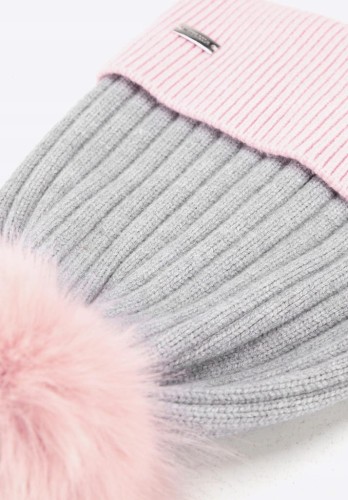 Czapka damska WITTCHEN 99-HF-030-8 z futerkowym pomponem szaro - różowa