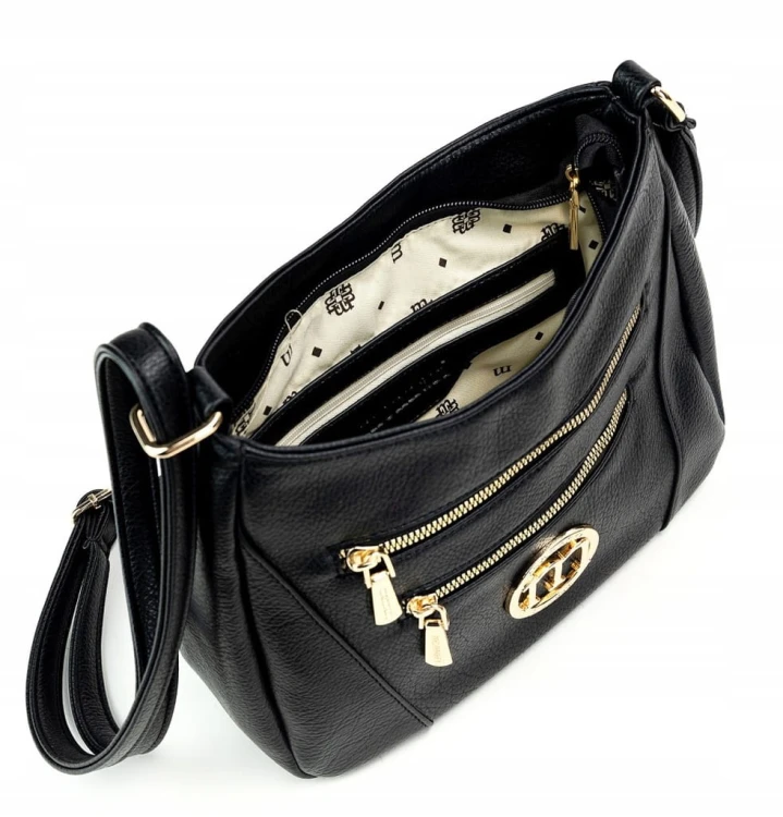 Torebka listonoszka Monnari BAG0360-020 czarna z kieszonkami