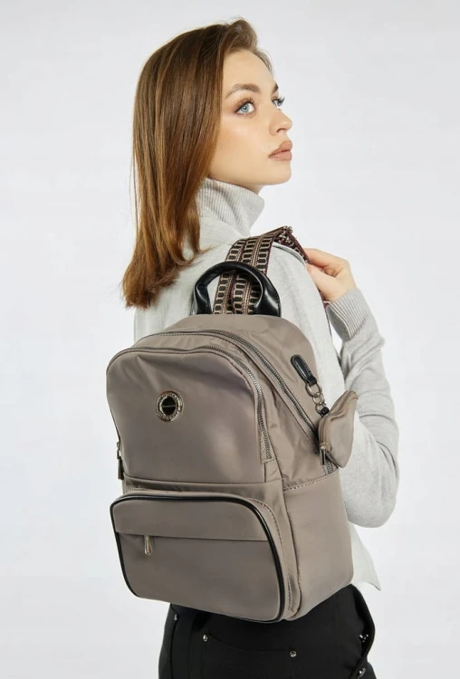Plecak damski Monnari BAG1930-M19 szaro-beżowy