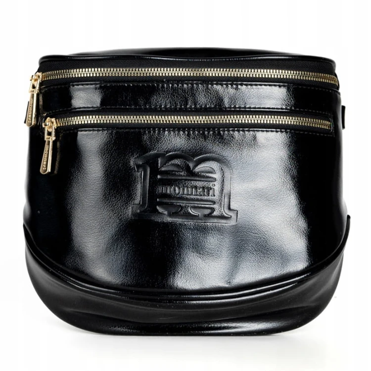 Torebka nerka listonoszka Monnari BAG4040-M20 czarna błyszcząca