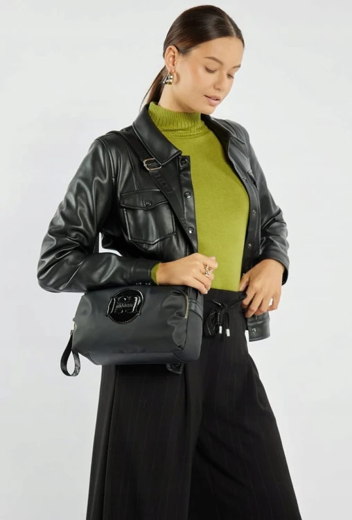 Torebka listonoszka crossbody Monnari BAG4350-020 czarna
